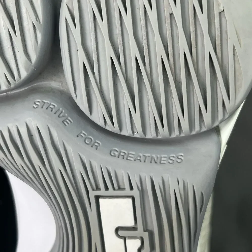 Nike LeBron Witness 5 Basketball Shoes Men’s 8.5 White Gray Zoom Air CV4004-100